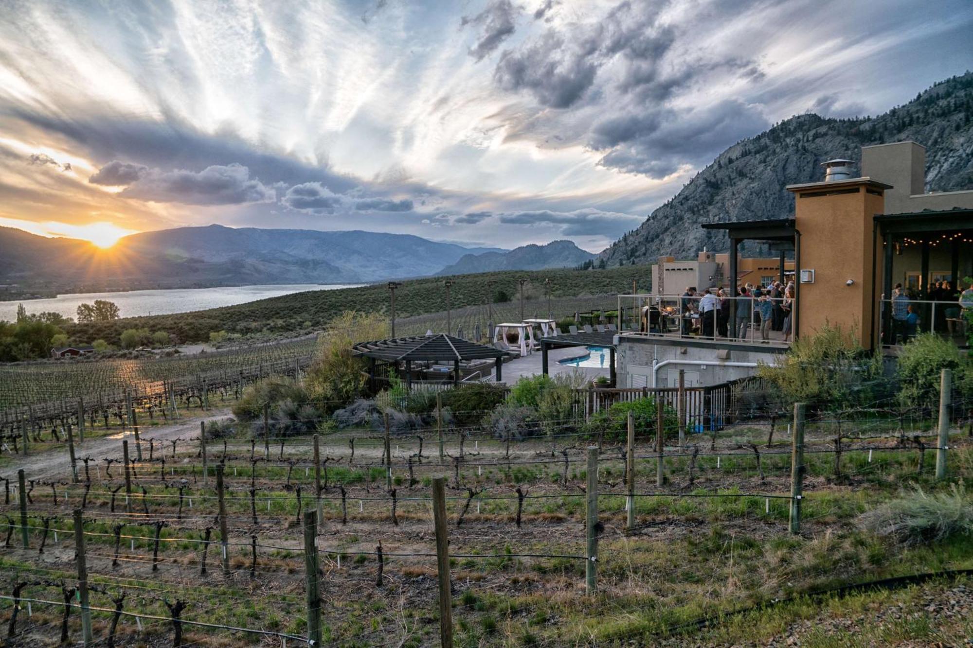 Spirit Ridge, In The Unbound Collection By Hyatt Otel Osoyoos Dış mekan fotoğraf